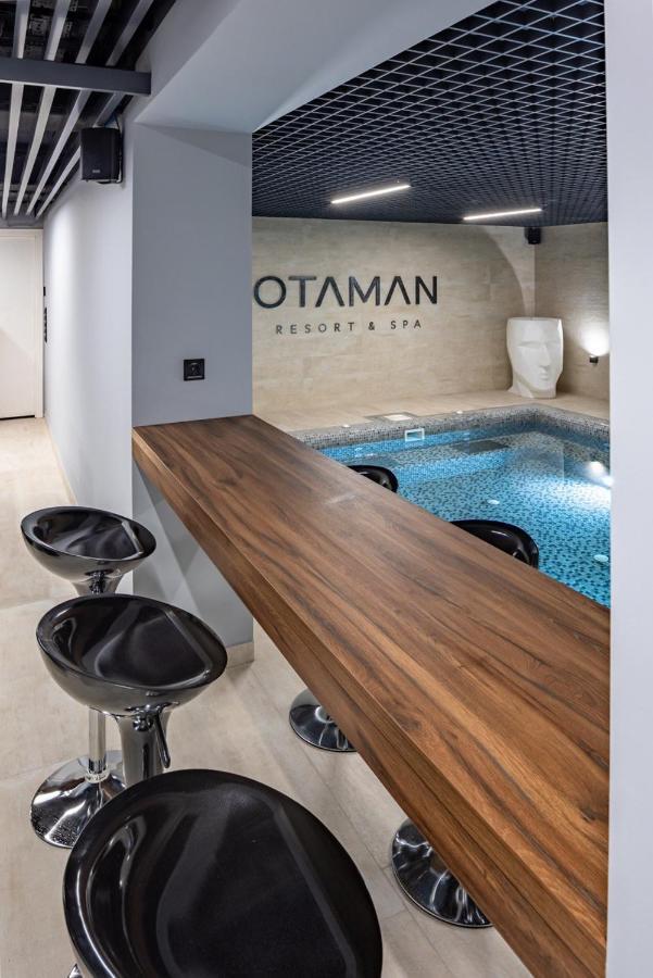 Otaman Resort Pasiky-Zubryts'ki Luaran gambar